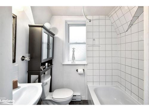 2-15 Parker Street W, Meaford, ON - Indoor Photo Showing Bathroom