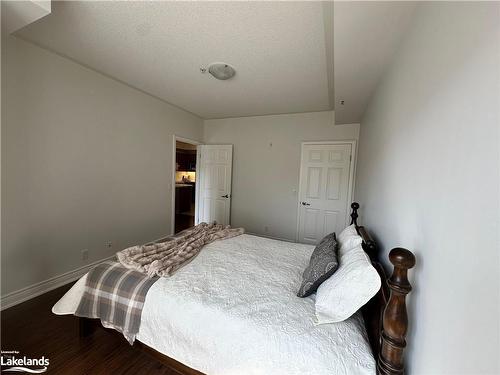 309-91 Raglan Street, Collingwood, ON - Indoor Photo Showing Bedroom