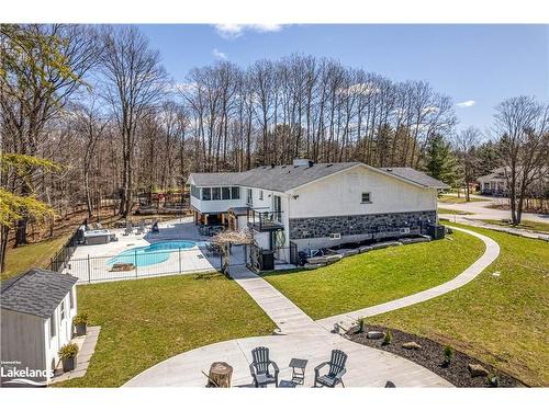 1814 Quantz Crescent, Innisfil, ON - Outdoor With In Ground Pool