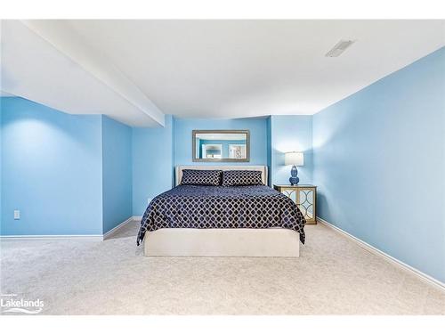 134 Creekwood Court, The Blue Mountains, ON - Indoor Photo Showing Bedroom
