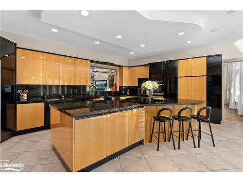 2615/2641 Ridge Road W, Oro-Medonte, ON - Indoor Photo Showing Kitchen