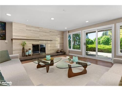 2615/2641 Ridge Road W, Oro-Medonte, ON - Indoor Photo Showing Living Room With Fireplace