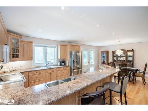 115 Mitchells Beach Road, Victoria Harbour, ON - Indoor Photo Showing Kitchen With Double Sink