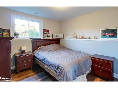 126204 Muir Street, Meaford, ON - Indoor Photo Showing Bedroom