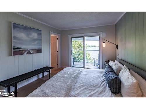 1-1281 Brackenrig Road, Port Carling, ON - Indoor Photo Showing Bedroom