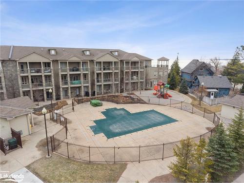 305-764 River Road E, Wasaga Beach, ON - Outdoor With In Ground Pool