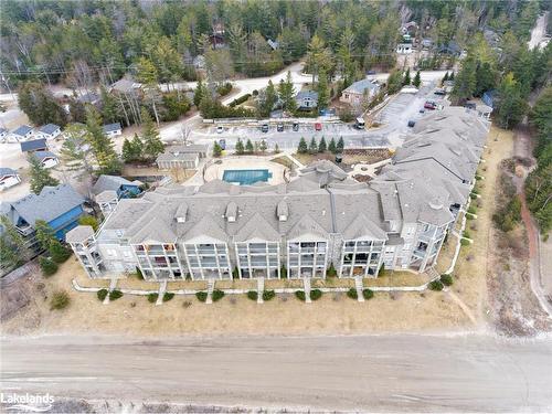 305-764 River Road E, Wasaga Beach, ON - Outdoor With View