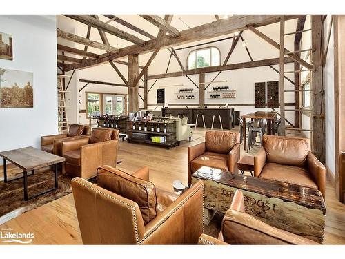 415763 10Th Line, The Blue Mountains, ON - Indoor Photo Showing Living Room