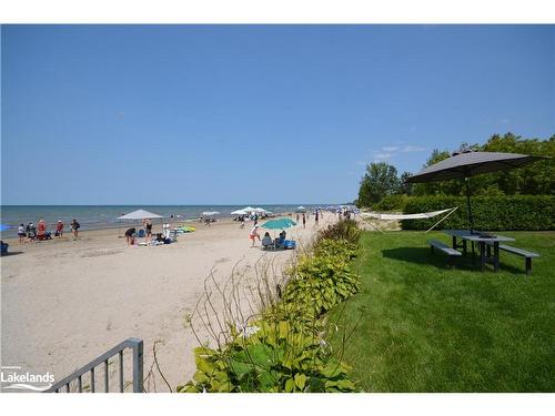 8-15 28Th Street N, Wasaga Beach, ON - Outdoor With Facade