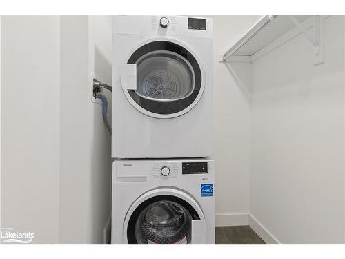 105-21 Beckwith Lane, The Blue Mountains, ON - Indoor Photo Showing Laundry Room
