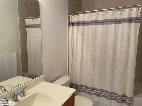 29 North Maple Street, Collingwood, ON - Indoor Photo Showing Bathroom