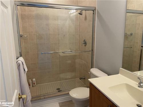 29 North Maple Street, Collingwood, ON - Indoor Photo Showing Bathroom