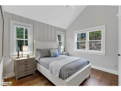 1034 Viewpoint Trail, Bracebridge, ON - Indoor Photo Showing Bedroom