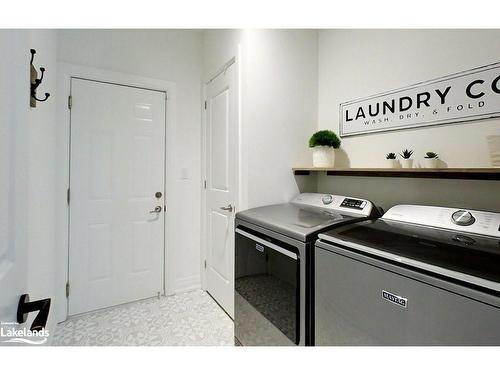 106 Clippers Lane, Thornbury, ON - Indoor Photo Showing Laundry Room