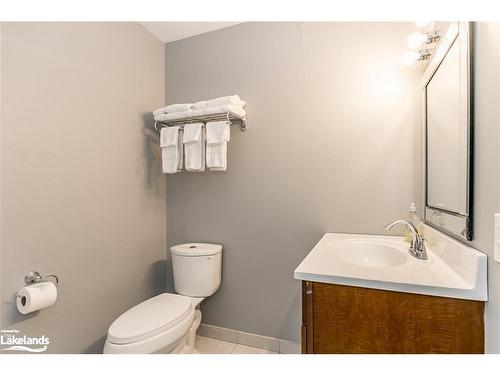 101-361 Mosley Street, Wasaga Beach, ON - Indoor Photo Showing Bathroom