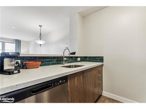 317-170 Jozo Weider Boulevard, The Blue Mountains, ON - Indoor Photo Showing Kitchen