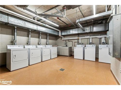 317-170 Jozo Weider Boulevard, The Blue Mountains, ON - Indoor Photo Showing Laundry Room