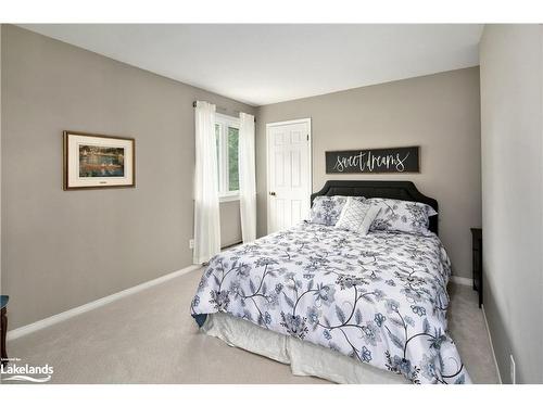 78158 11Th Line, Meaford, ON - Indoor Photo Showing Bedroom