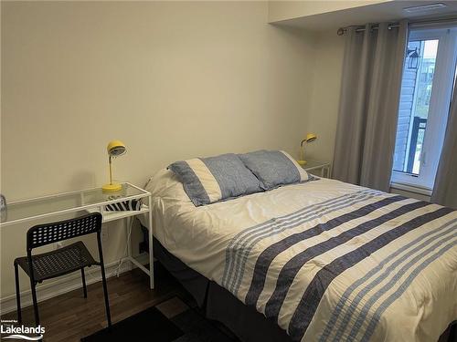 207-5 Anchorage Crescent, Collingwood, ON - Indoor Photo Showing Bedroom