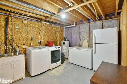 114 Holmcrest Lane, Meaford, ON - Indoor Photo Showing Laundry Room