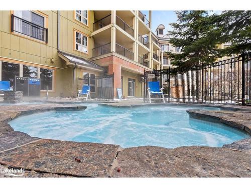 134-190 Jozo Weider Boulevard, The Blue Mountains, ON - Outdoor With In Ground Pool