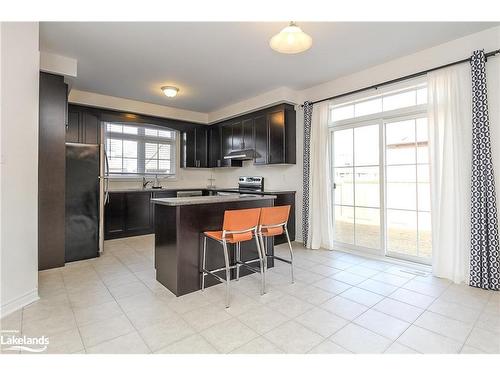 89 Kirby Avenue, Collingwood, ON - Indoor Photo Showing Kitchen