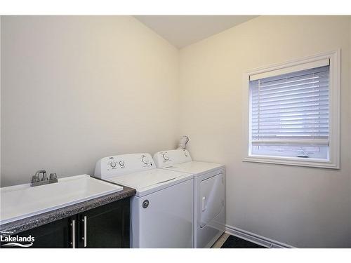 89 Kirby Avenue, Collingwood, ON - Indoor Photo Showing Laundry Room