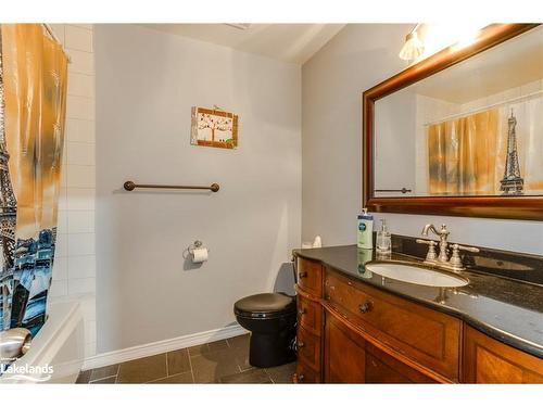 8 Bridle Road, Penetanguishene, ON - Indoor Photo Showing Bathroom