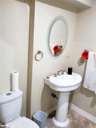 8 Bridle Road, Penetanguishene, ON - Indoor Photo Showing Bathroom