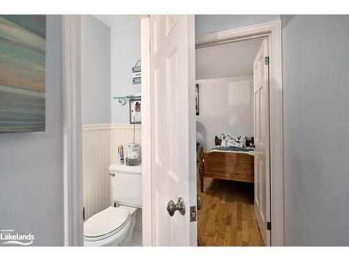 283 Cedar Avenue, Meaford, ON - Indoor Photo Showing Bathroom