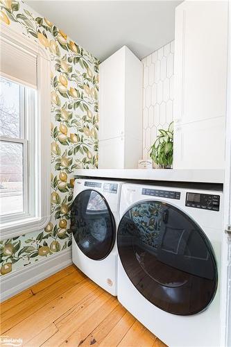 79 Mcmurray Street, Bracebridge, ON - Indoor Photo Showing Laundry Room