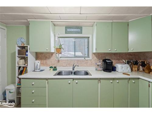1011 Queen'S Walk Road, Torrance, ON - Indoor Photo Showing Kitchen With Double Sink