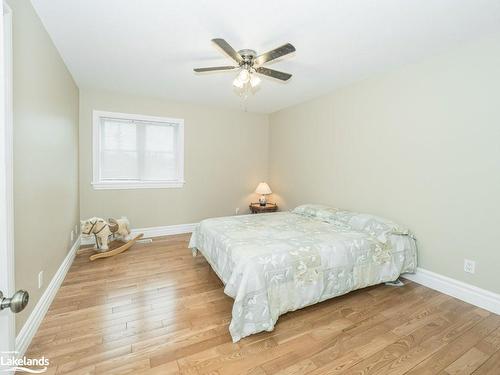 2411 118 Highway E, Bracebridge, ON - Indoor Photo Showing Bedroom