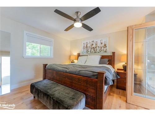2115 Indian Point Road, Haliburton, ON - Indoor Photo Showing Other Room