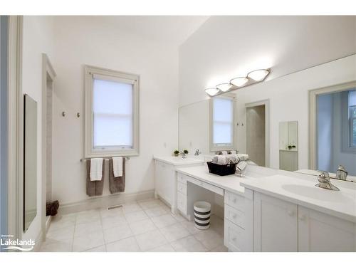 39 Estate Drive, Port Carling, ON - Indoor Photo Showing Bathroom