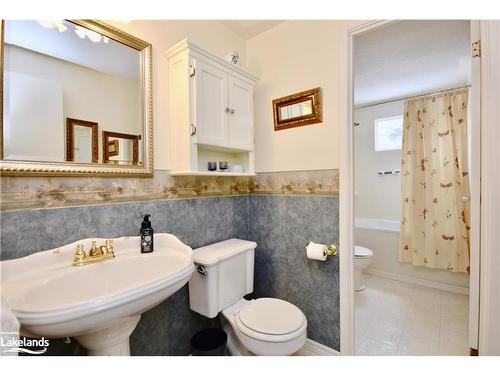 1260 Rumney Road, Midland, ON - Indoor Photo Showing Bathroom