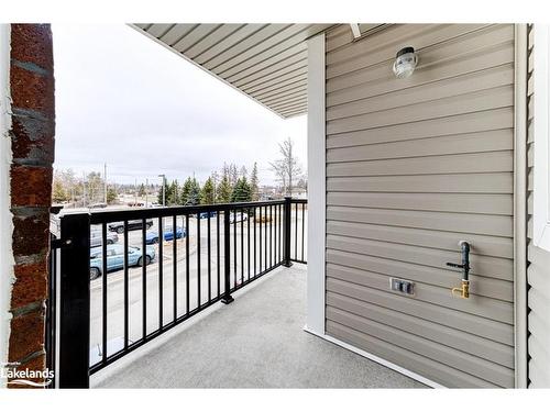 216-16 Westbury Road, Wasaga Beach, ON - Outdoor With Balcony With Exterior