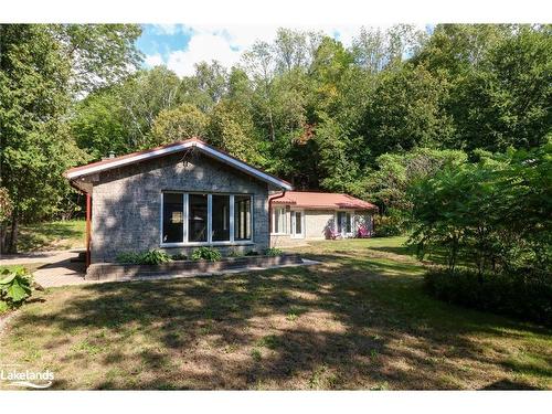 8275 County Road 9, Creemore, ON - Outdoor