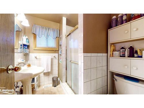 8 Geraldes Gardens, Wasaga Beach, ON - Indoor Photo Showing Bathroom
