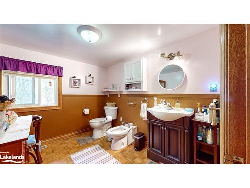 8 Geraldes Gardens, Wasaga Beach, ON - Indoor Photo Showing Bathroom