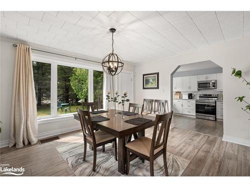 3875 Loop Road, Harcourt, ON - Indoor Photo Showing Dining Room