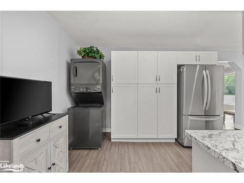 3875 Loop Road, Harcourt, ON - Indoor Photo Showing Kitchen