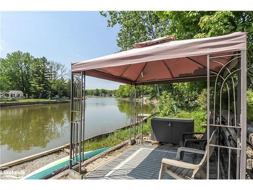 39 Sunnidale River Road, Wasaga Beach, ON - Outdoor With Body Of Water