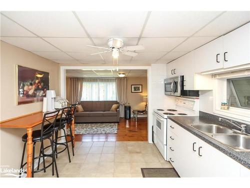 39 Sunnidale River Road, Wasaga Beach, ON - Indoor Photo Showing Kitchen With Double Sink