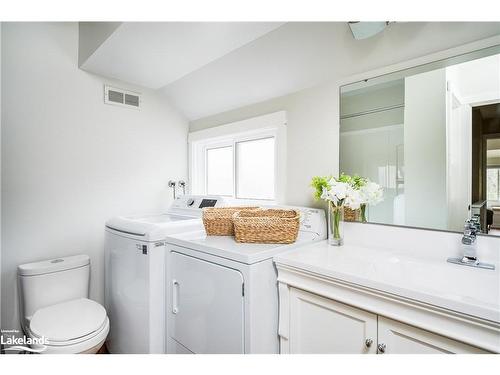 138 Escarpment Crescent, Collingwood, ON - Indoor Photo Showing Bathroom