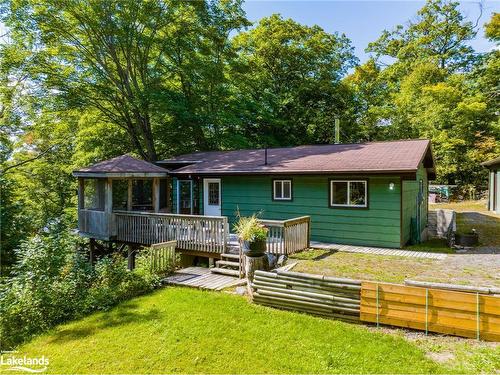 28 Mill Lake Trail, Mcdougall, ON - Outdoor With Deck Patio Veranda