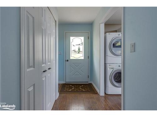 2476 Champlain Road, Tiny Twp, ON - Indoor Photo Showing Laundry Room