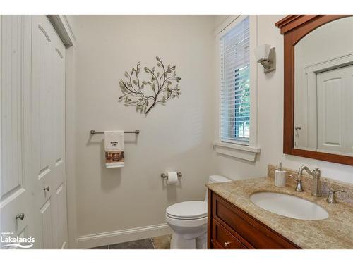 1010 Echo Lane, Minden, ON - Indoor Photo Showing Bathroom