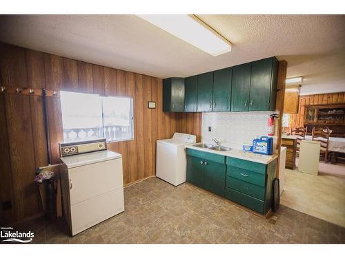 51 Stevens Road, Temagami, ON - Indoor Photo Showing Laundry Room