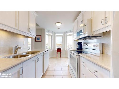 302-10 Bay Street E, Thornbury, ON - Indoor Photo Showing Kitchen With Double Sink